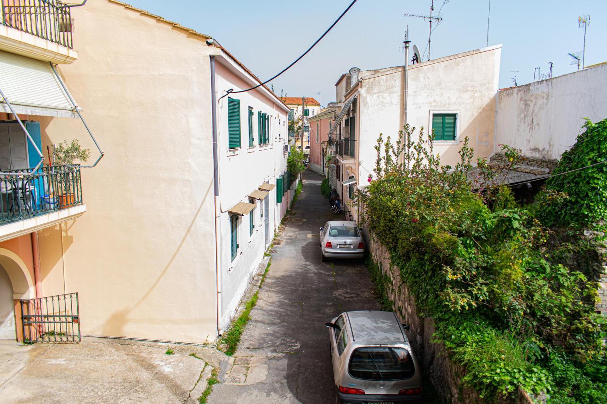 Alba Spacious Maisonette Casa vacanze *
